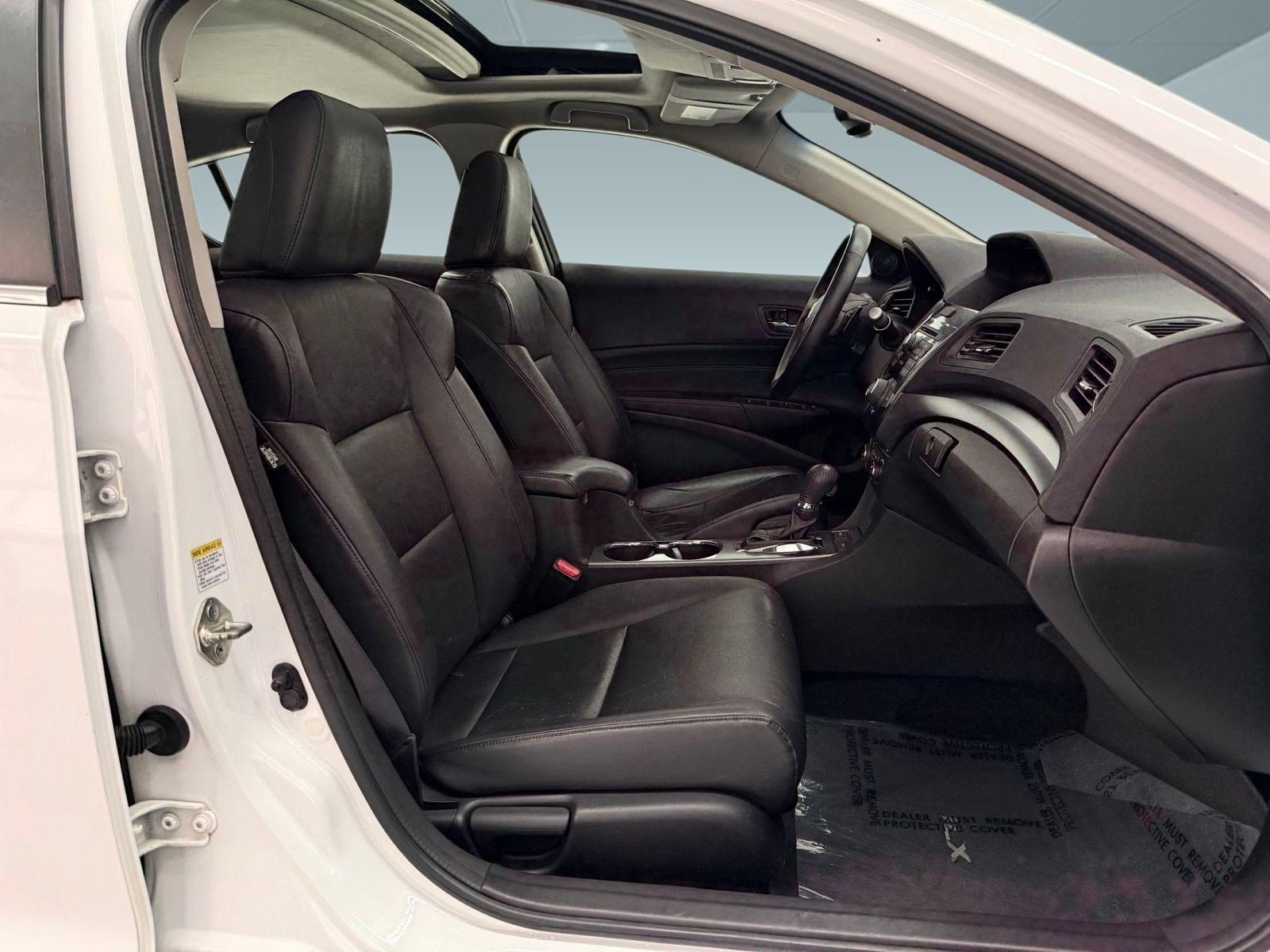 Used 2013 Acura ILX w/ Premium Package FWD image 24