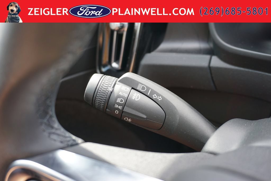 Used 2023 Volvo C40 P8 Recharge Plus AWD/4WD image 28
