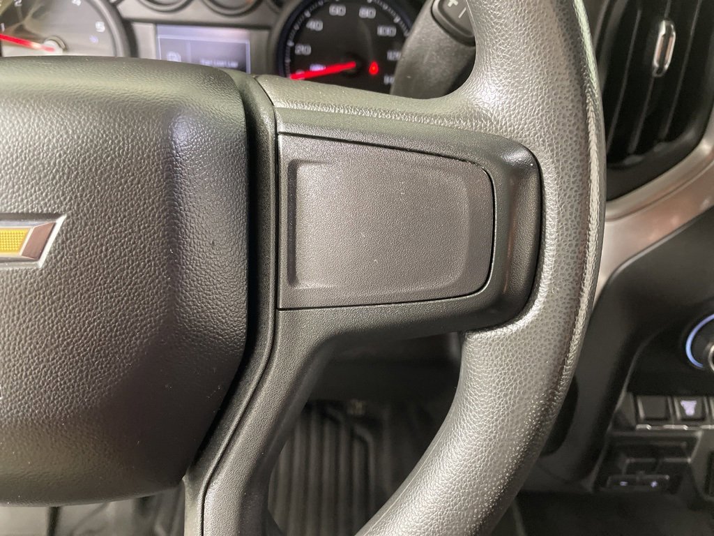 Used 2025 Chevrolet Silverado 3500 W/T image 14