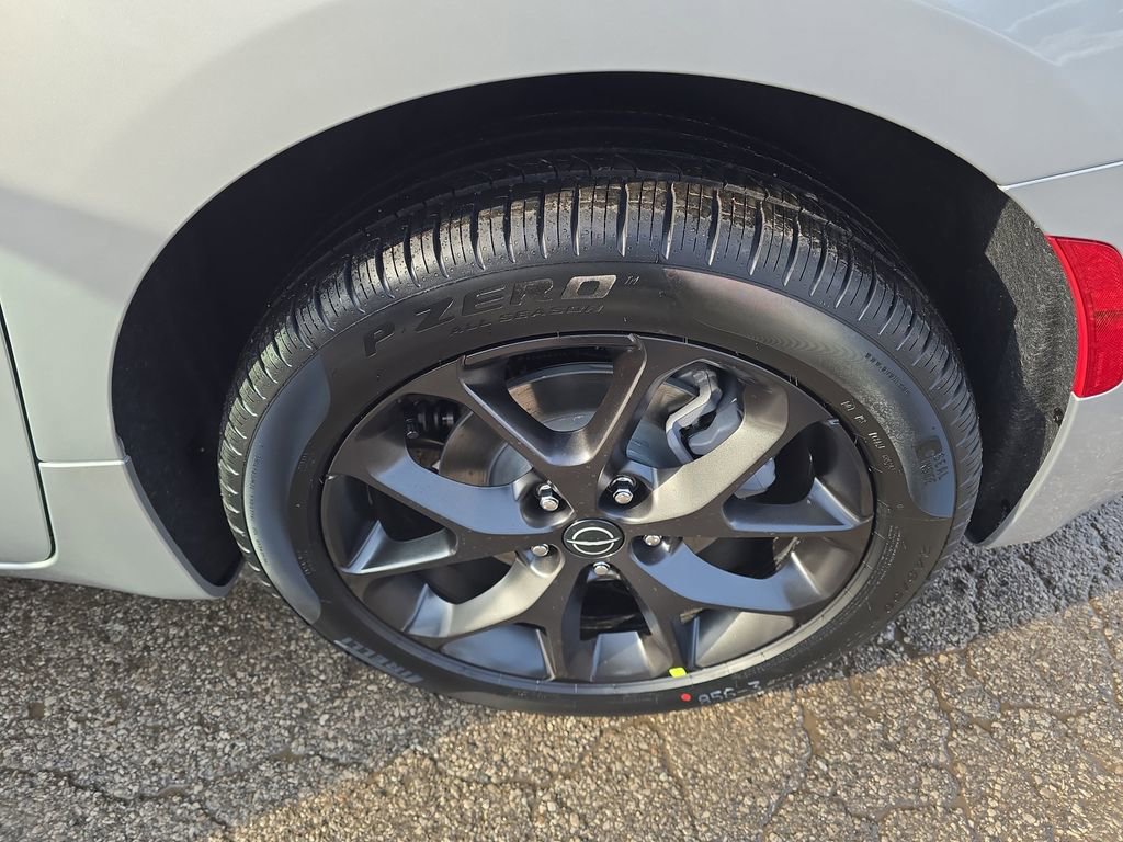 New 2026 Chrysler Pacifica Select w/ S Appearance Package image 29