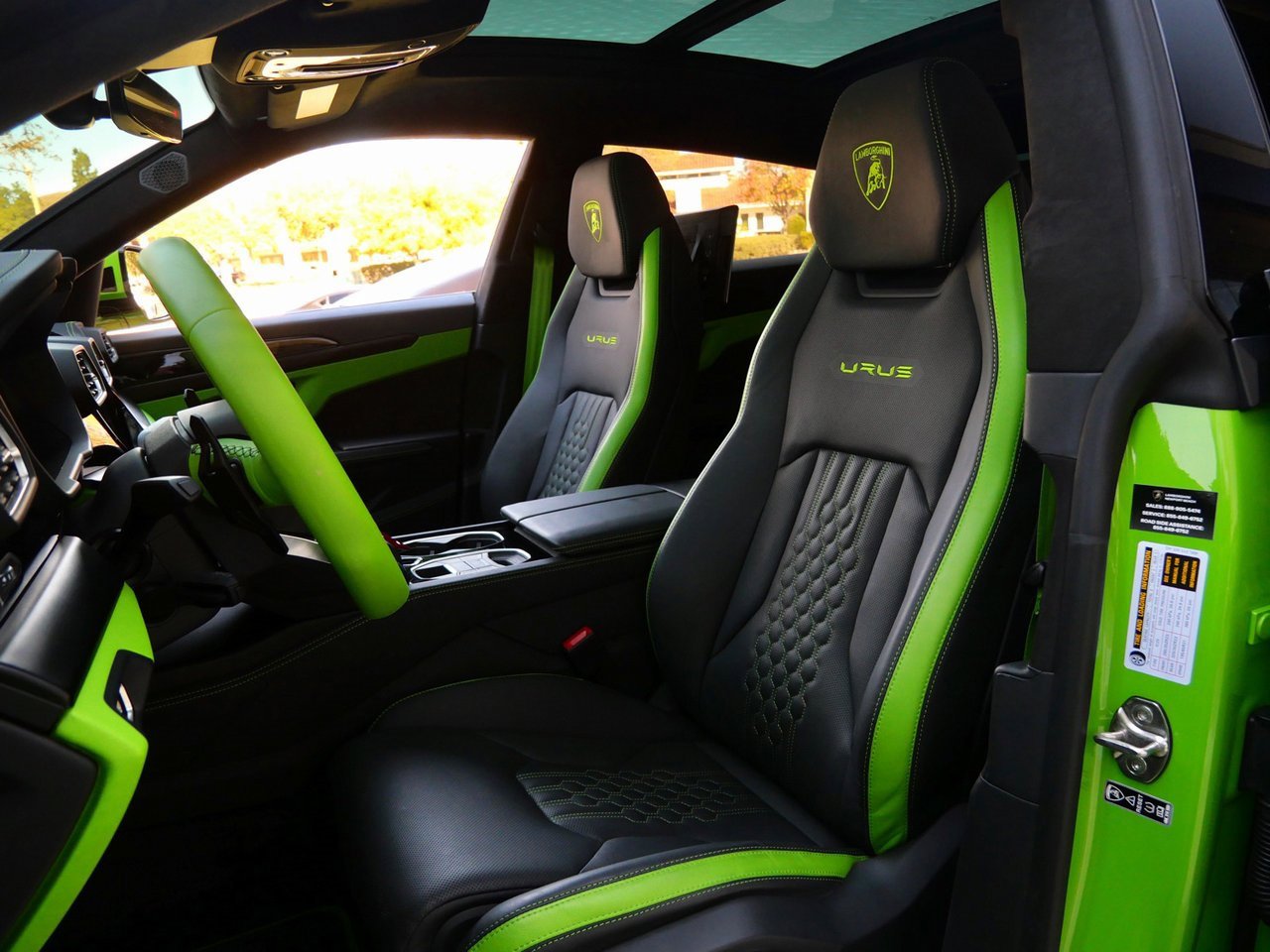 Used 2023 Lamborghini Urus S image 19