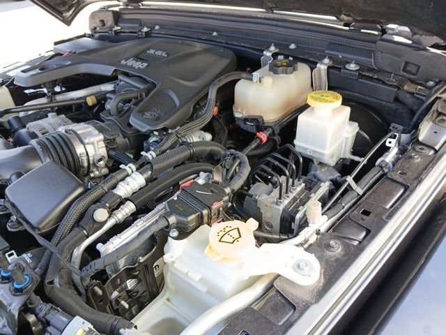 Used 2020 Jeep Gladiator Rubicon image 21