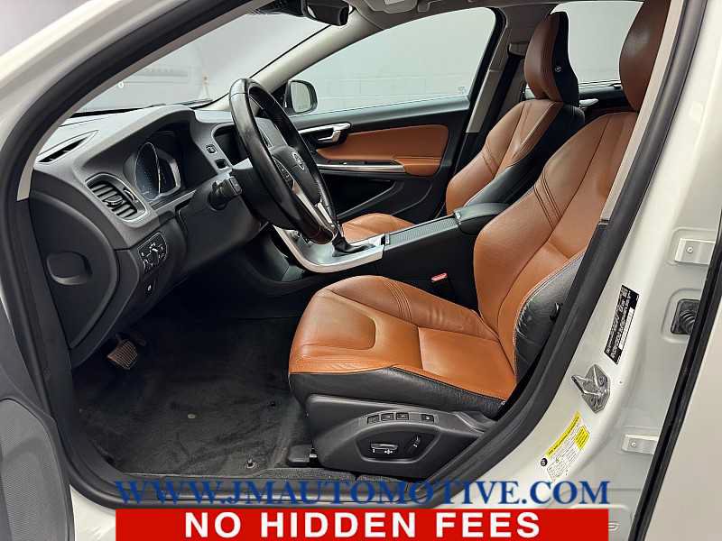 Used 2018 Volvo S60 T5 Inscription Platinum AWD/4WD image 13