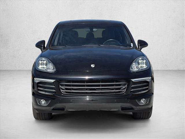 Used 2016 Porsche Cayenne AWD/4WD image 2