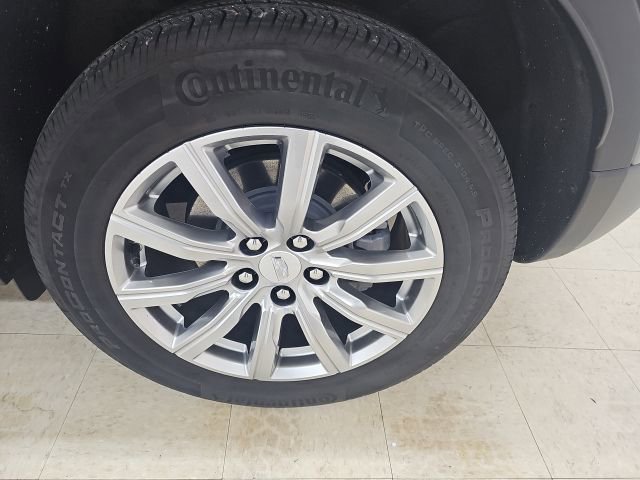Used 2023 Cadillac XT4 Premium Luxury AWD/4WD image 19