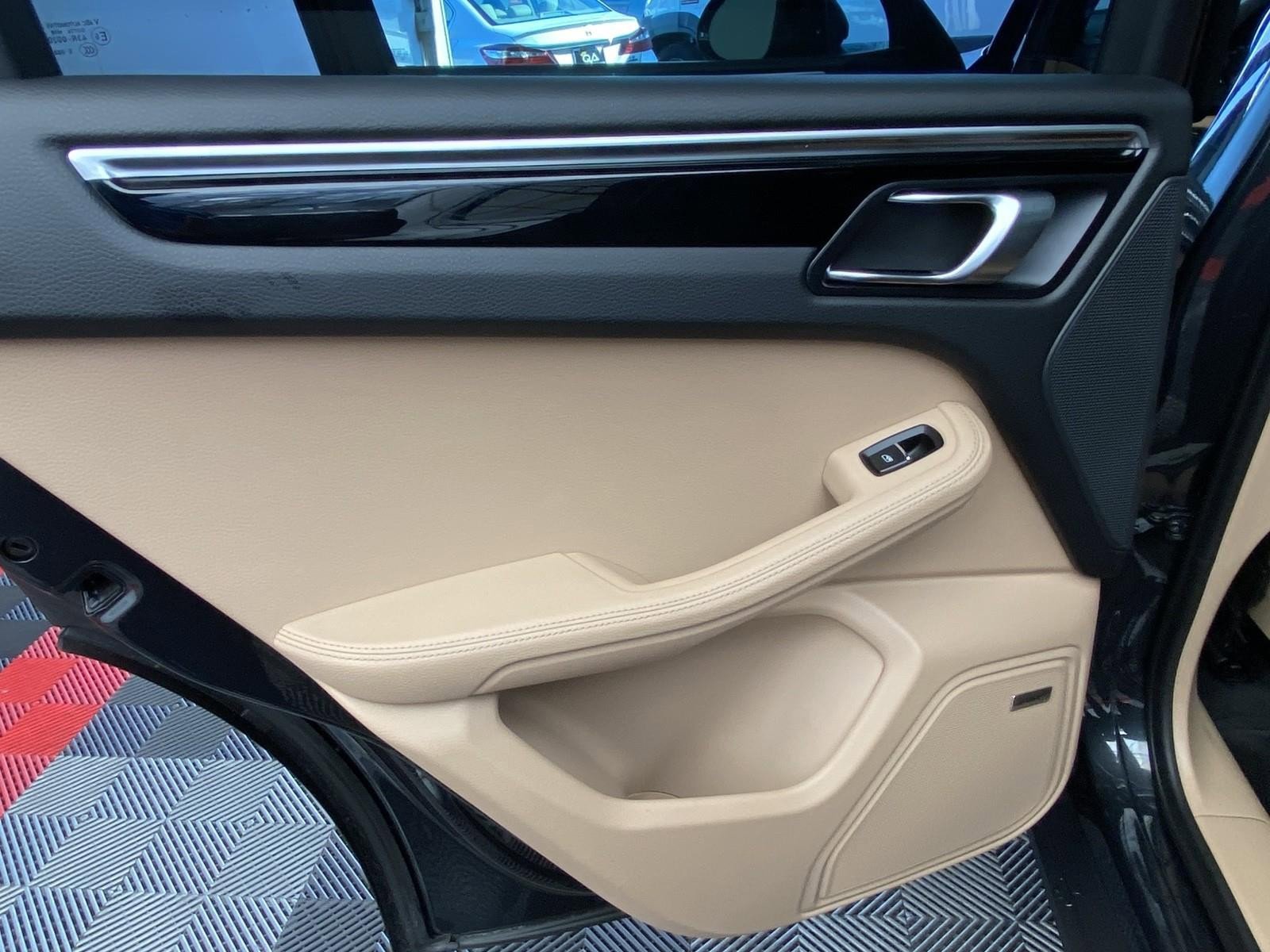 Used 2019 Porsche Macan S image 19