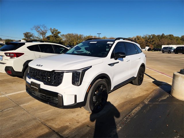 Certified 2025 Kia Sorento SX image 2
