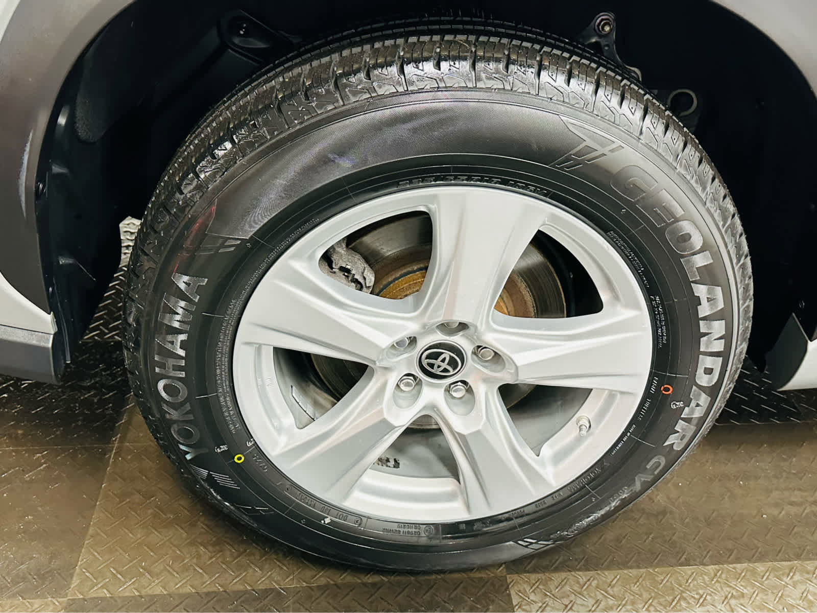 Certified 2023 Toyota Highlander LE image 27