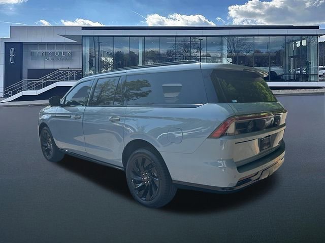 New 2026 Lincoln Navigator L Reserve AWD/4WD image 5