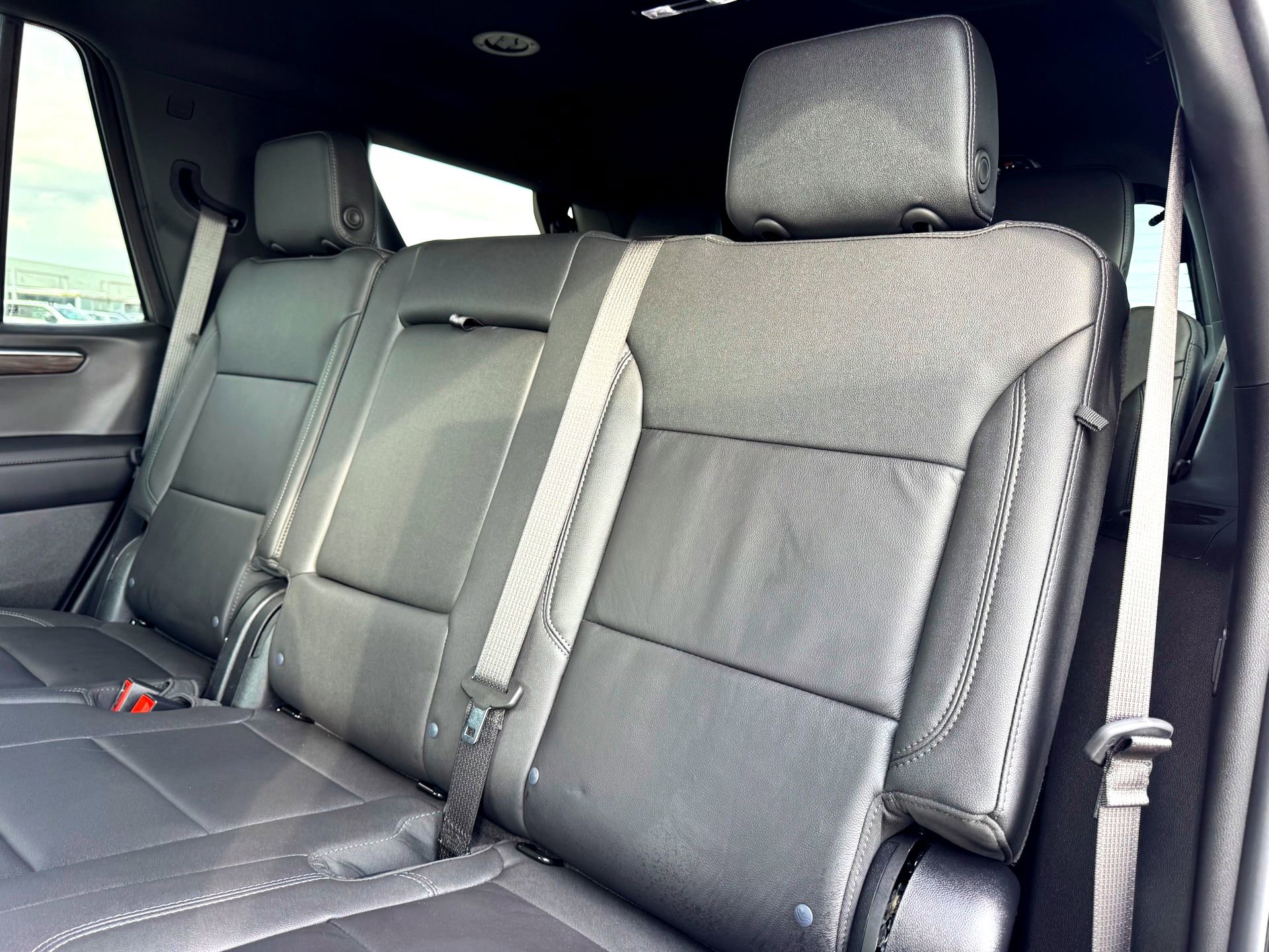 Used 2025 Chevrolet Tahoe LT w/ Comfort Package image 19