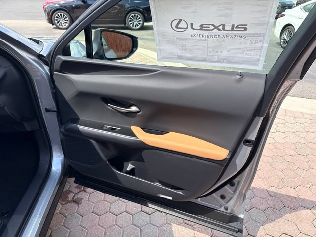 New 2026 Lexus UX 300h AWD w/ Accessory Package (2T) image 35