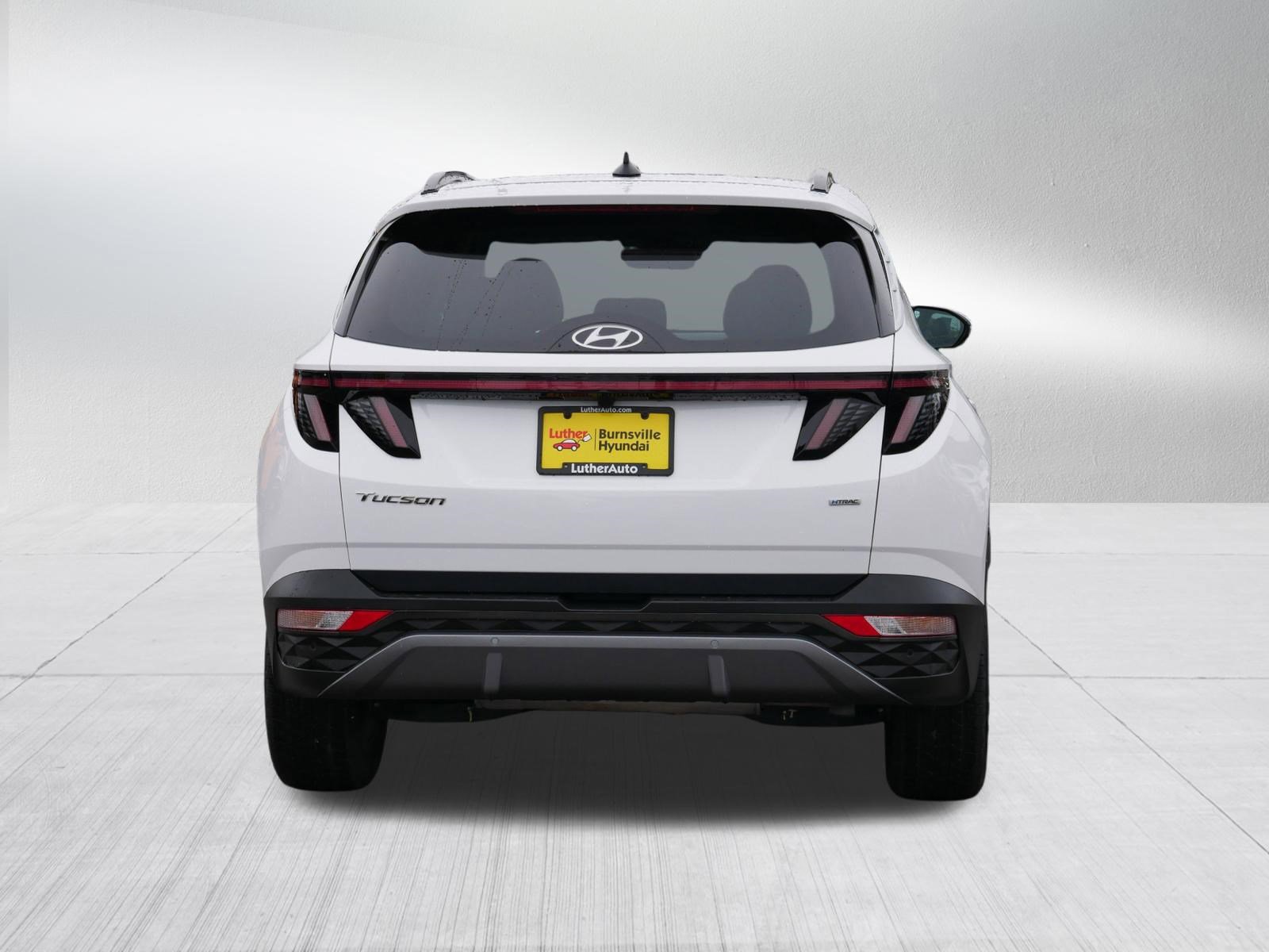 Certified 2024 Hyundai Tucson Limited AWD/4WD image 6