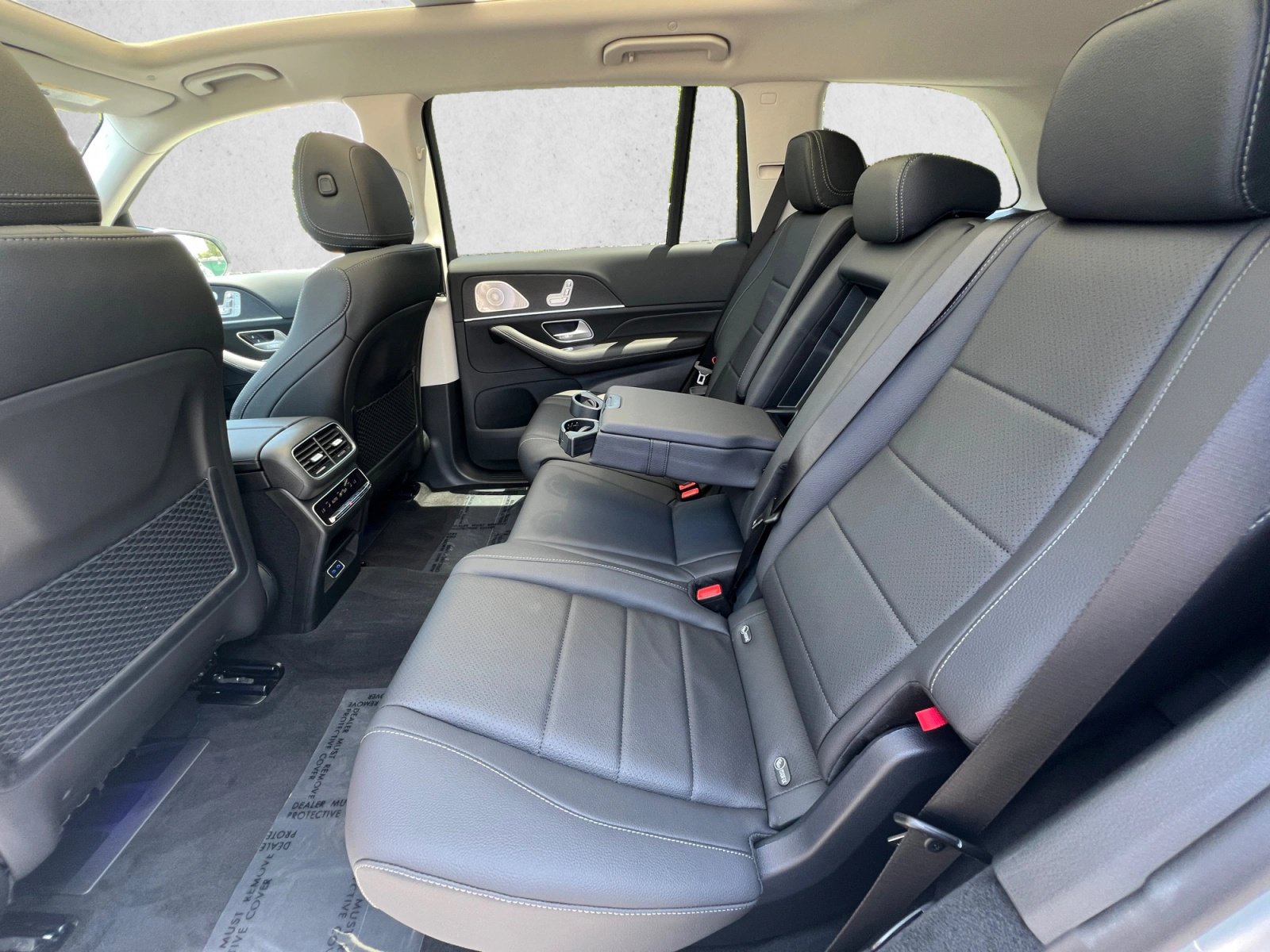 New 2026 Mercedes-Benz GLS 450 4MATIC image 17
