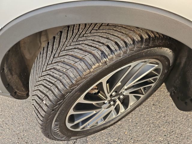 Used 2019 Lincoln Nautilus Reserve w/ Cargo Utility Package AWD/4WD image 19