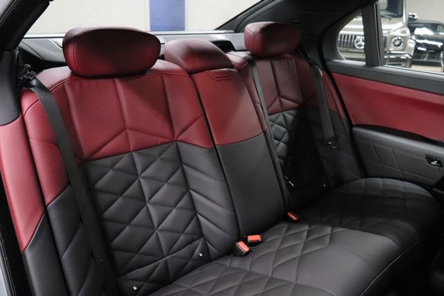 Used 2026 BMW 740i xDrive AWD/4WD image 21