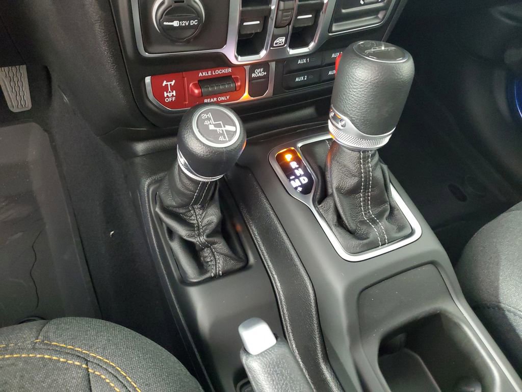 New 2025 Jeep Gladiator Willys image 18