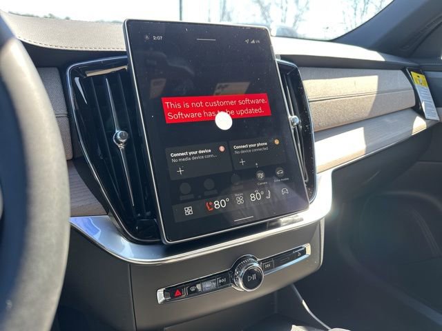 New 2026 Volvo XC90 B6 Plus w/ Protection Package Premier image 16