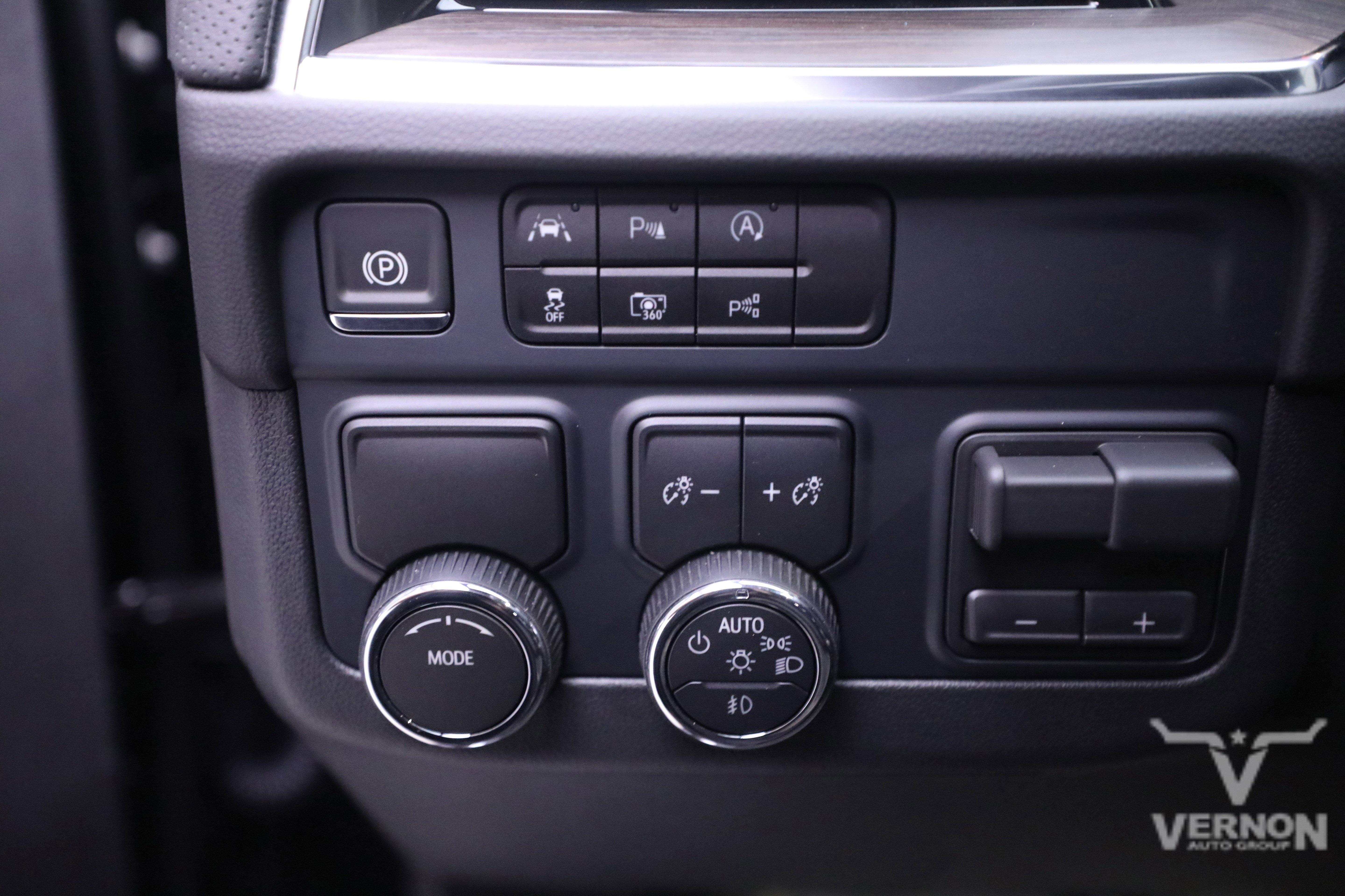 New 2026 Chevrolet Tahoe Premier image 17