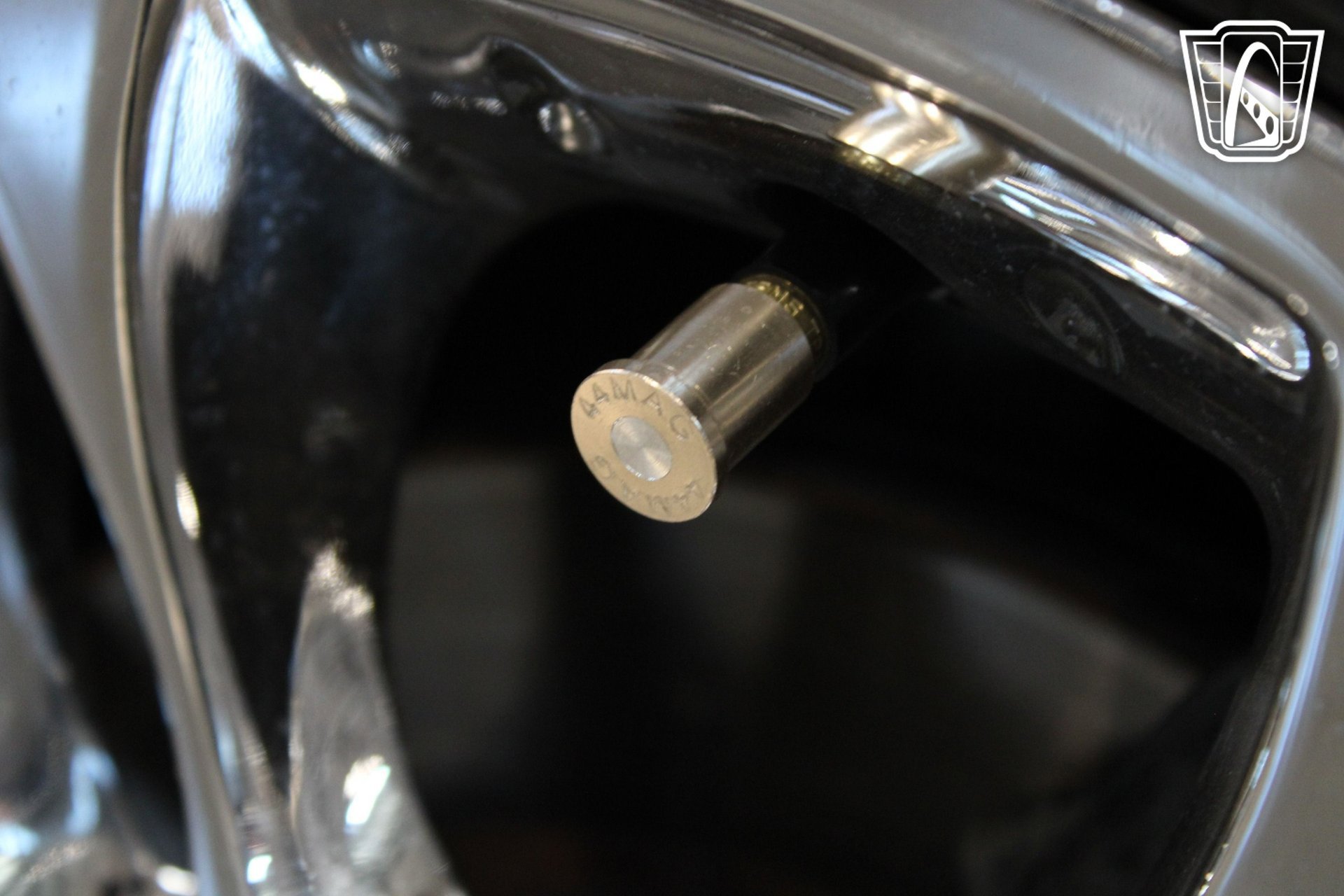 Used 2008 Cadillac DTS Performance w/ Platinum Edition image 25