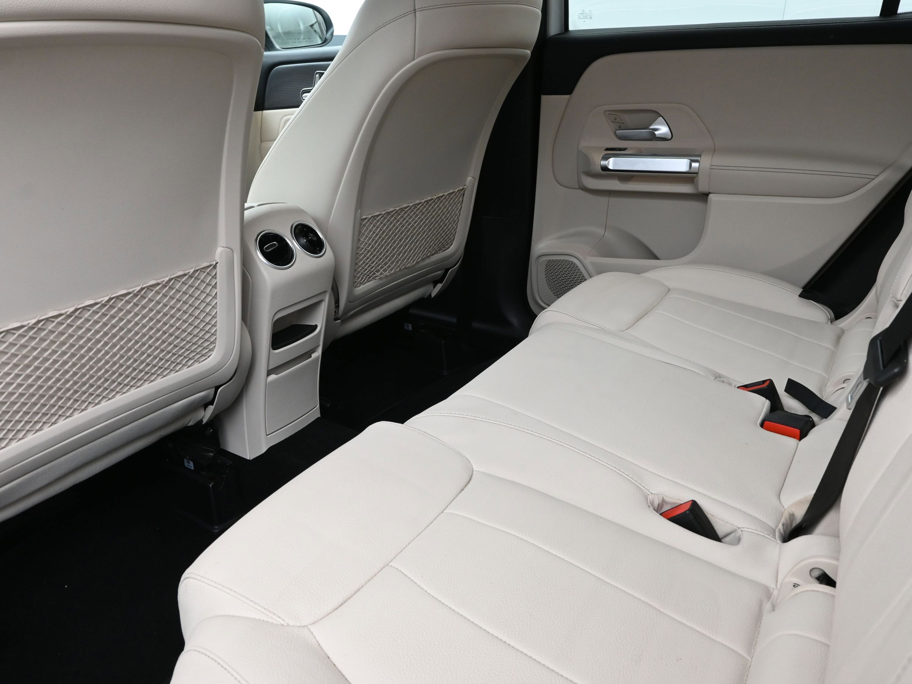 Used 2020 Mercedes-Benz GLB 250 image 19