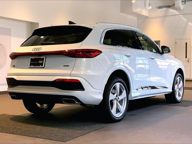 Certified 2025 Audi Q5 Premium Plus w/ Premium Plus AWD/4WD image 7