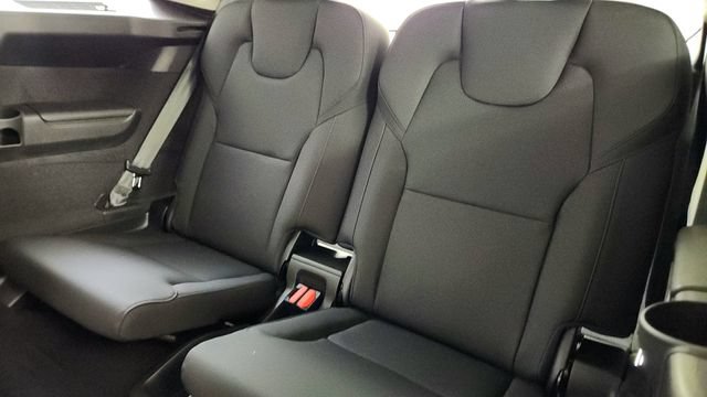 New 2026 Volvo XC90 T8 Plus w/ Protection Package Premier AWD/4WD image 33