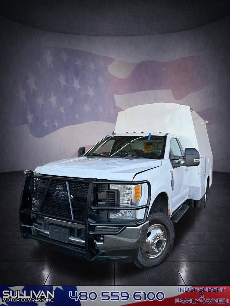 Used 2017 Ford F350 XL w/ Power Equipment Group AWD/4WD image 1