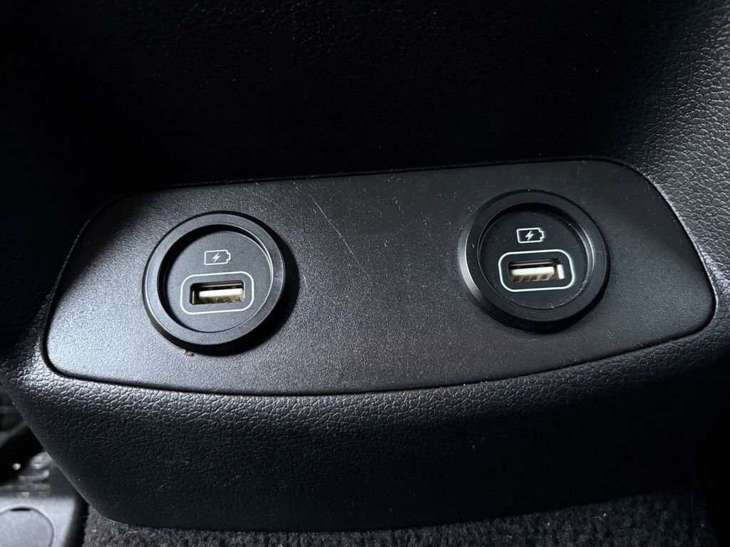 Used 2023 Hyundai Santa Fe SEL image 4