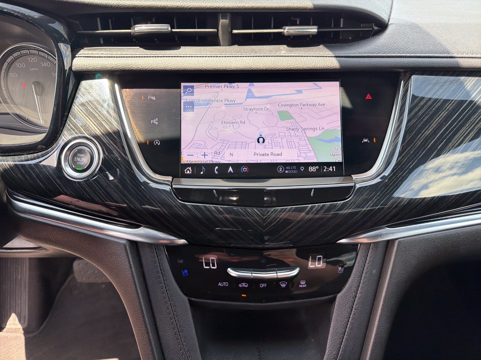 Used 2023 Cadillac XT6 Premium Luxury w/ Technology Package AWD/4WD image 19