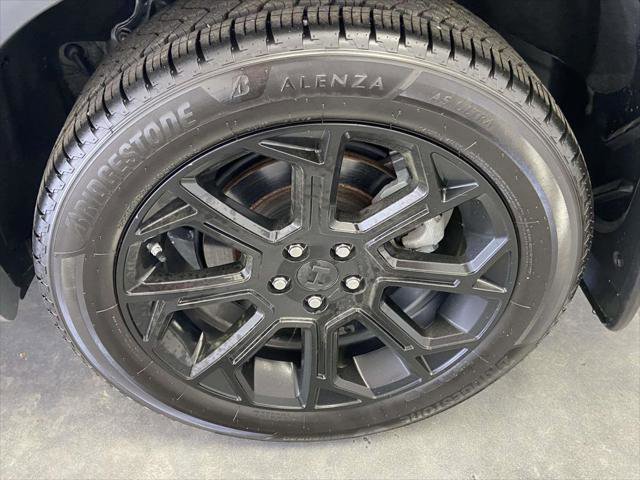 Certified 2024 Toyota Highlander LE image 9