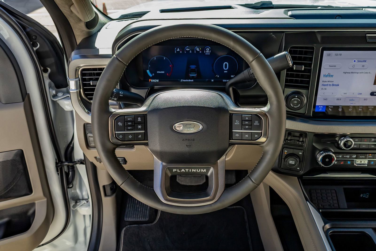 Used 2026 Ford F450 Platinum w/ Platinum Plus Package image 19