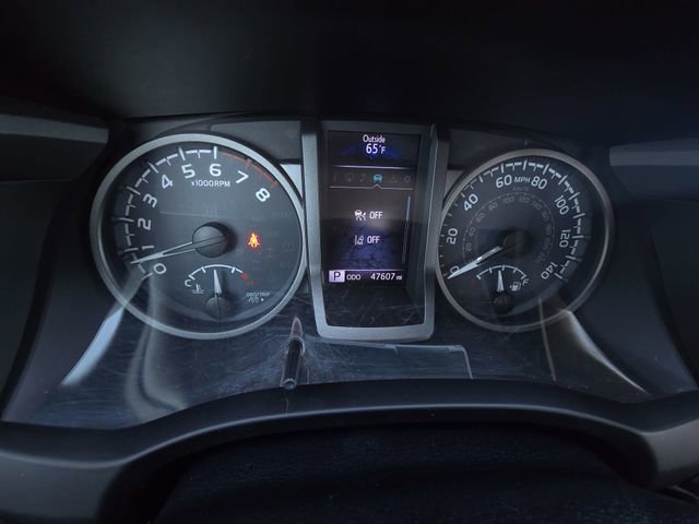Used 2019 Toyota Tacoma TRD Off-Road image 18