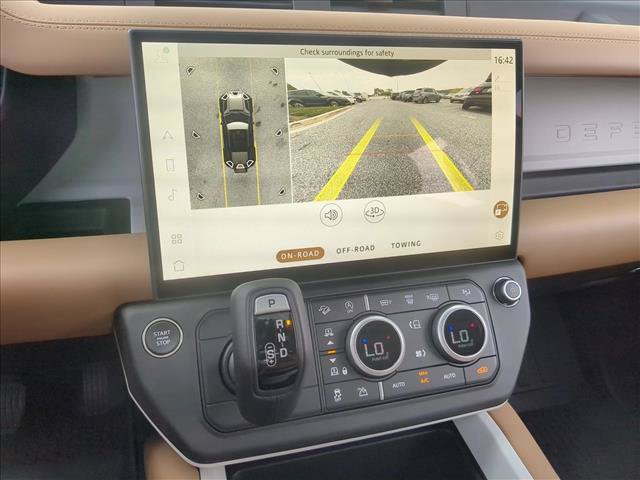 New 2026 Land Rover Defender 110 S AWD/4WD image 14