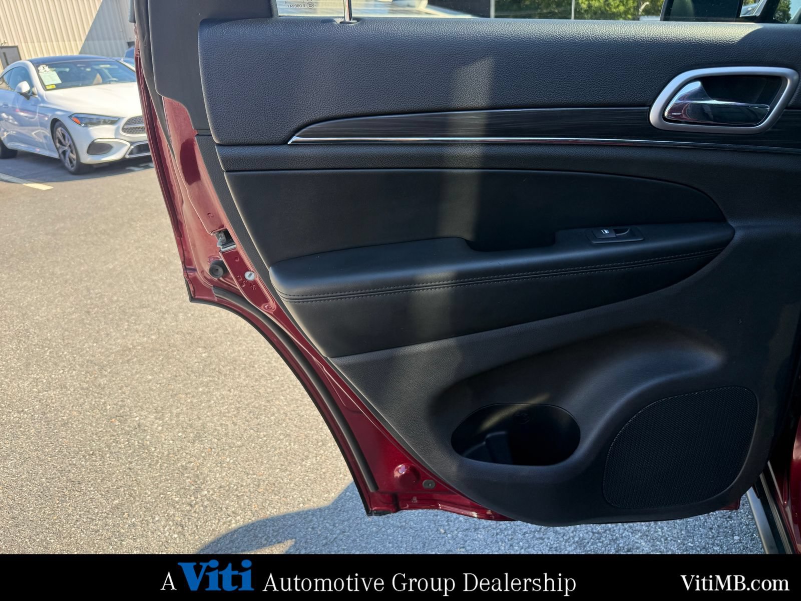 Used 2019 Jeep Grand Cherokee Limited AWD/4WD image 22