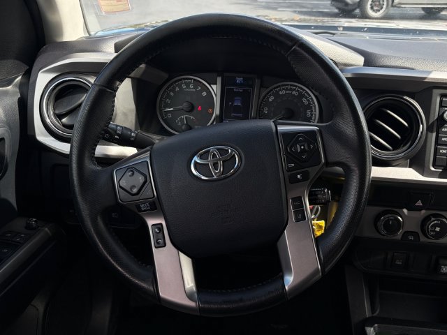 Used 2019 Toyota Tacoma SR5 AWD/4WD image 9