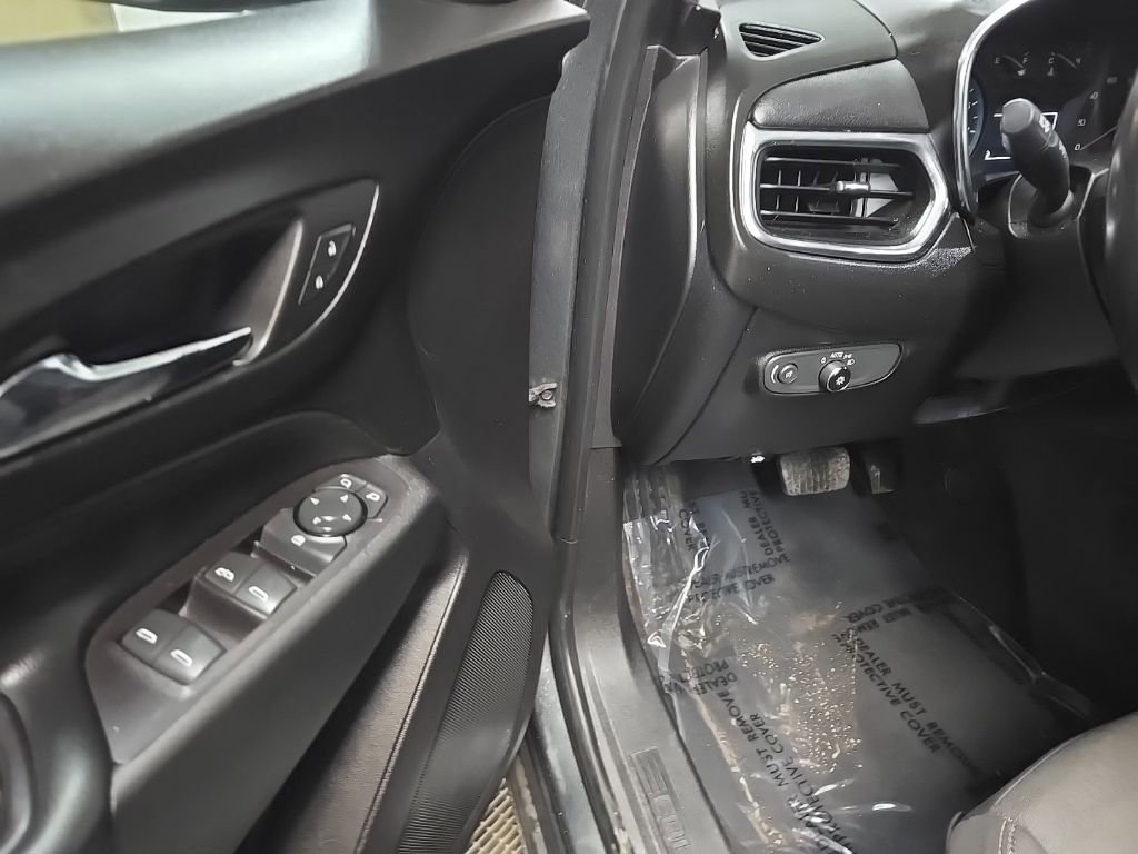 Used 2018 Chevrolet Equinox LT AWD/4WD image 27