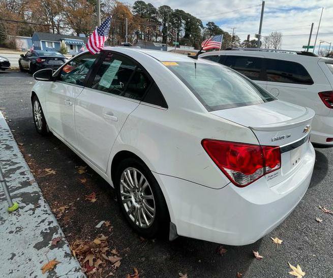 Used 2014 Chevrolet Cruze Eco image 12