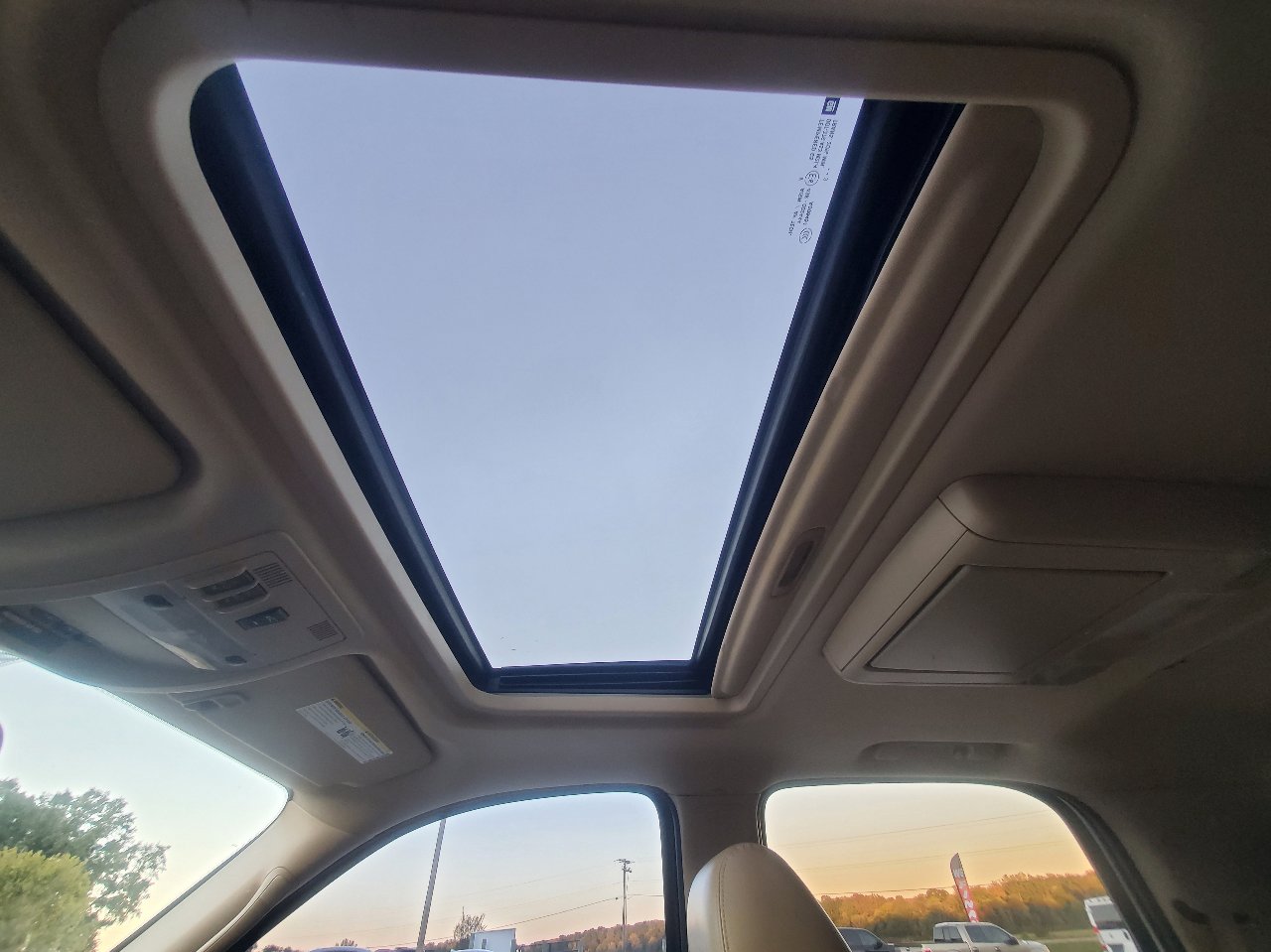 Used 2013 Chevrolet Tahoe LTZ image 63