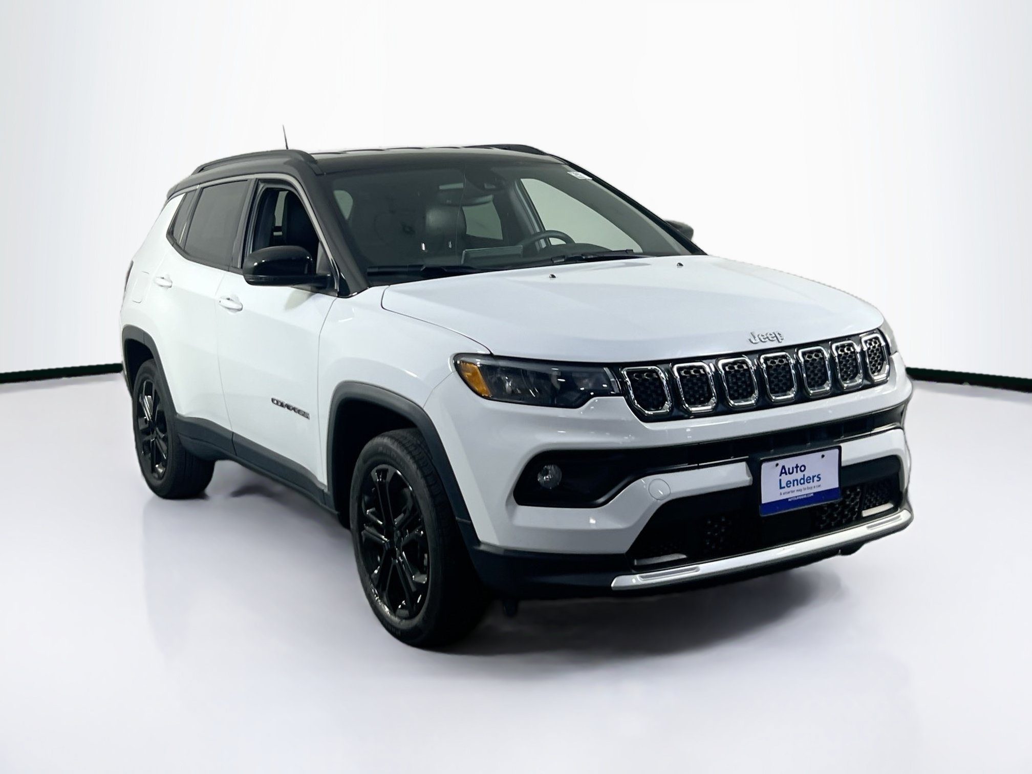 Used 2023 Jeep Compass Limited AWD/4WD image 3