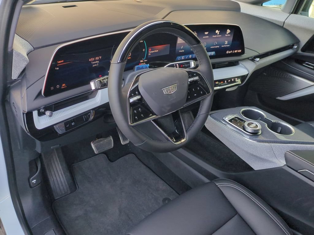 New 2026 Cadillac Optiq Luxury 1 RWD image 11