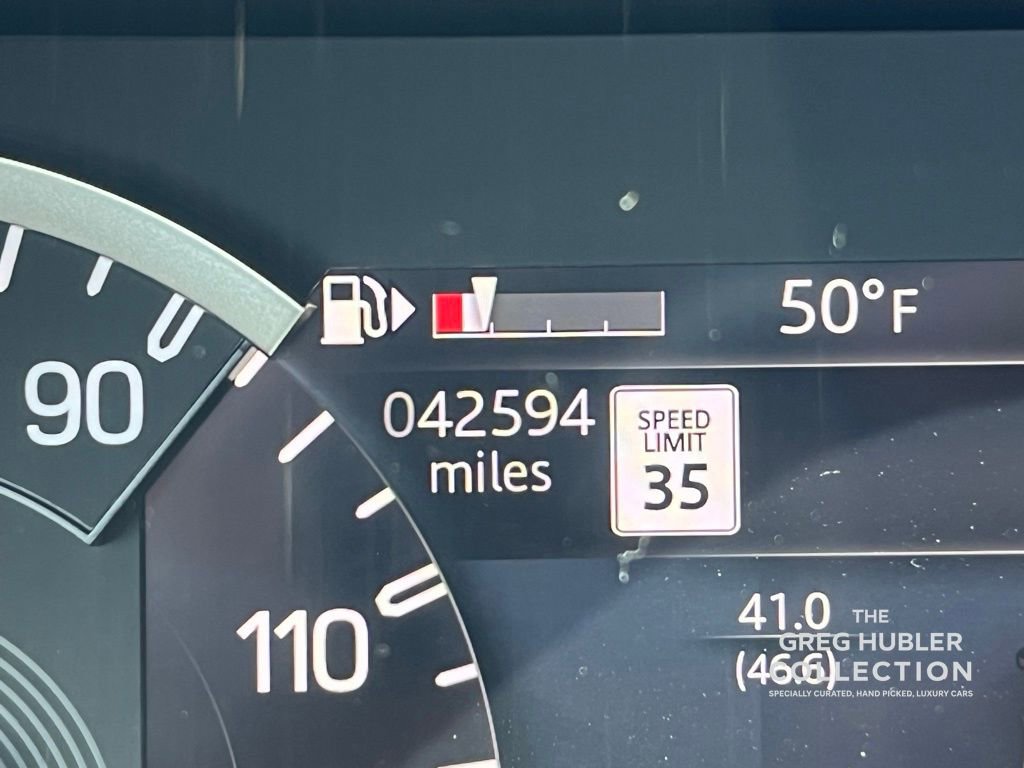 Used 2023 Land Rover Defender 110 SE image 38