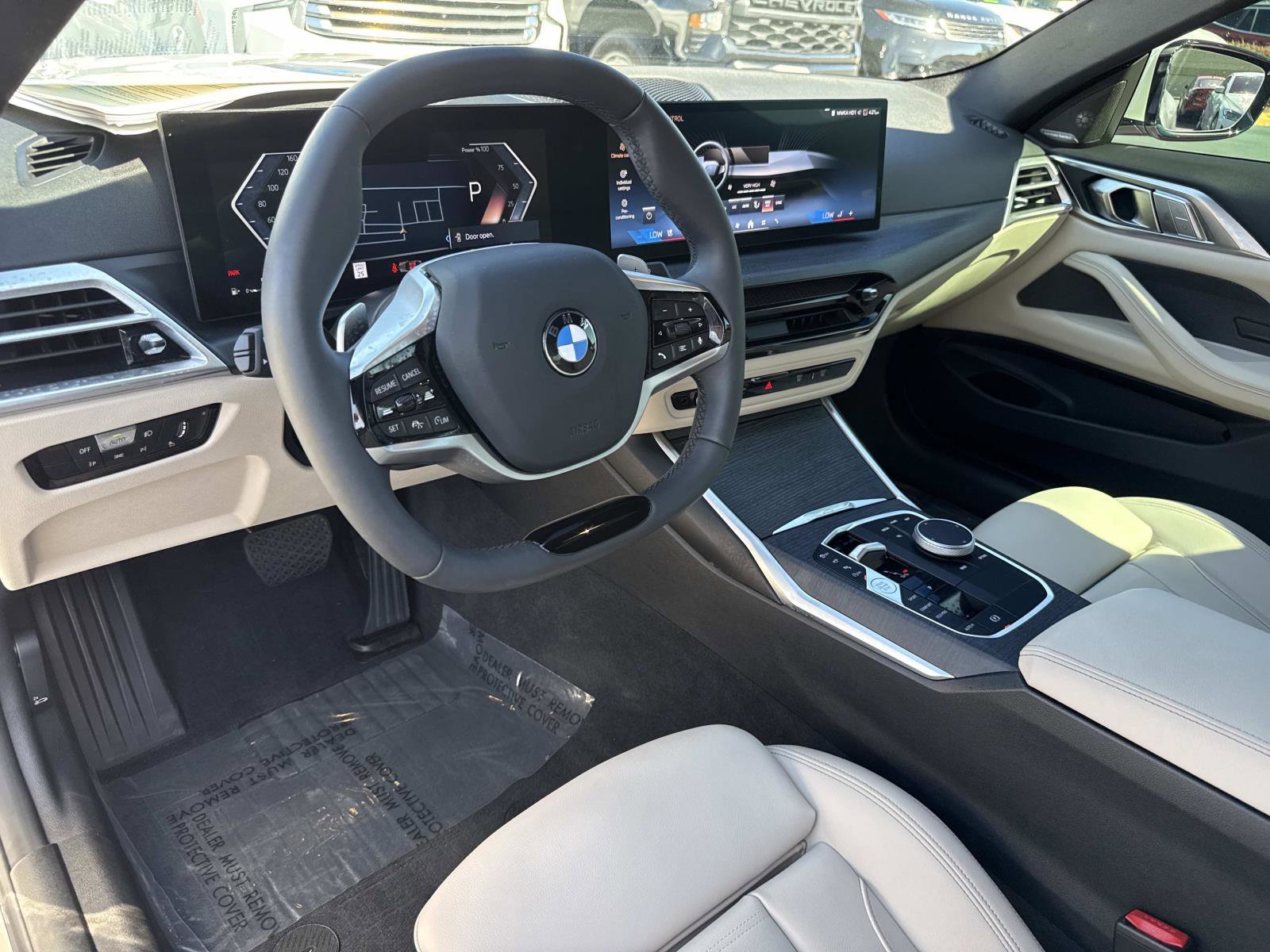 Used 2025 BMW 430i Coupe w/ Premium Package RWD image 16