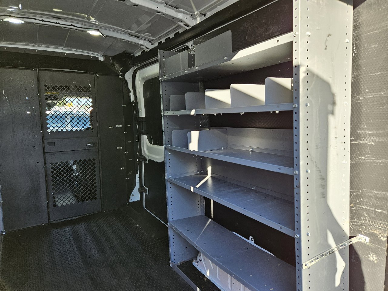 Used 2020 Ford Transit 150 Medium Roof image 19