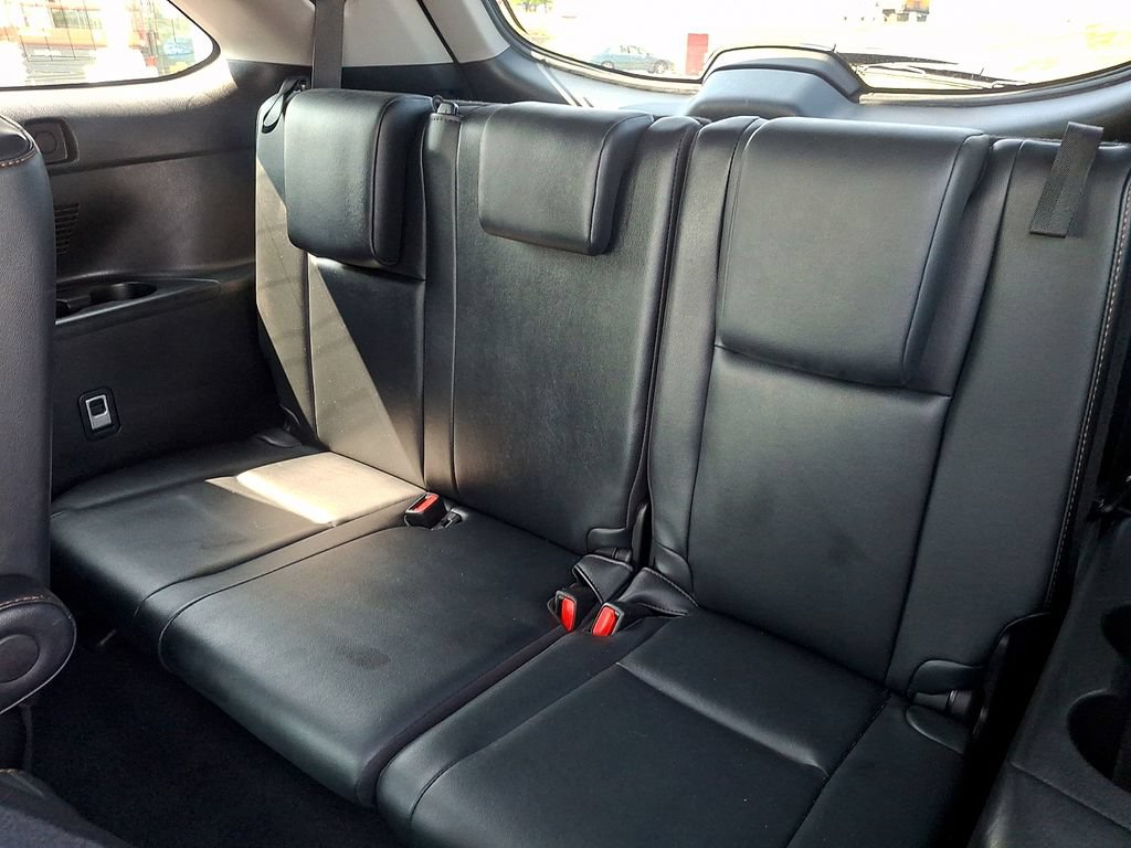 Used 2019 Toyota Highlander XLE w/ Protection Package #3 AWD/4WD image 11
