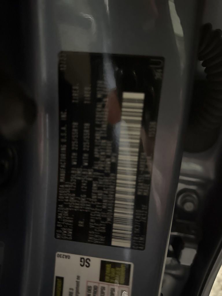 Used 2024 Toyota Corolla Cross XLE image 21