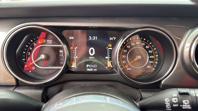 Used 2021 Jeep Wrangler Unlimited Sahara w/ Uconnect 4C Nav & Sound Group image 22