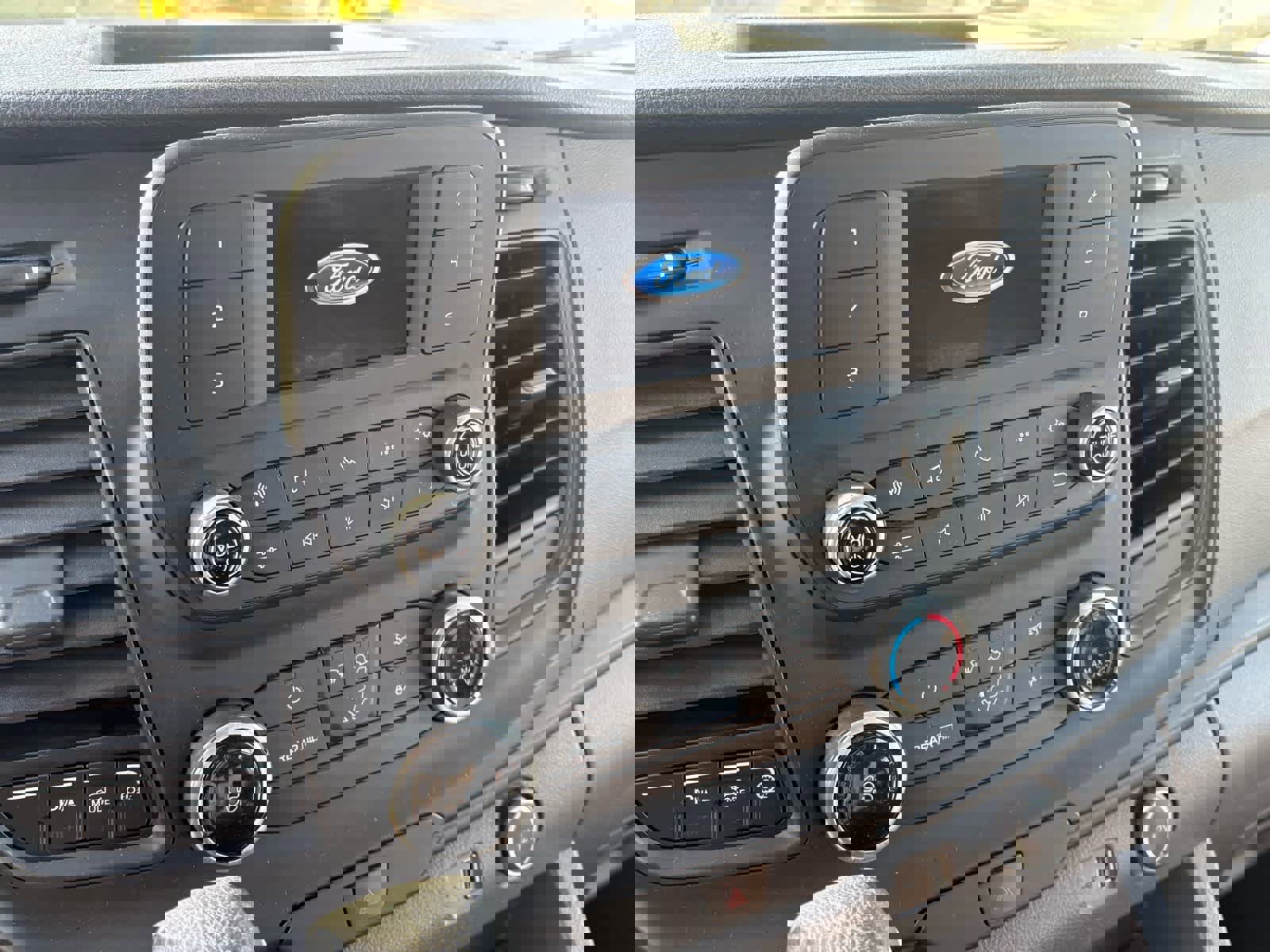 Used 2021 Ford Transit 350 XLT image 11