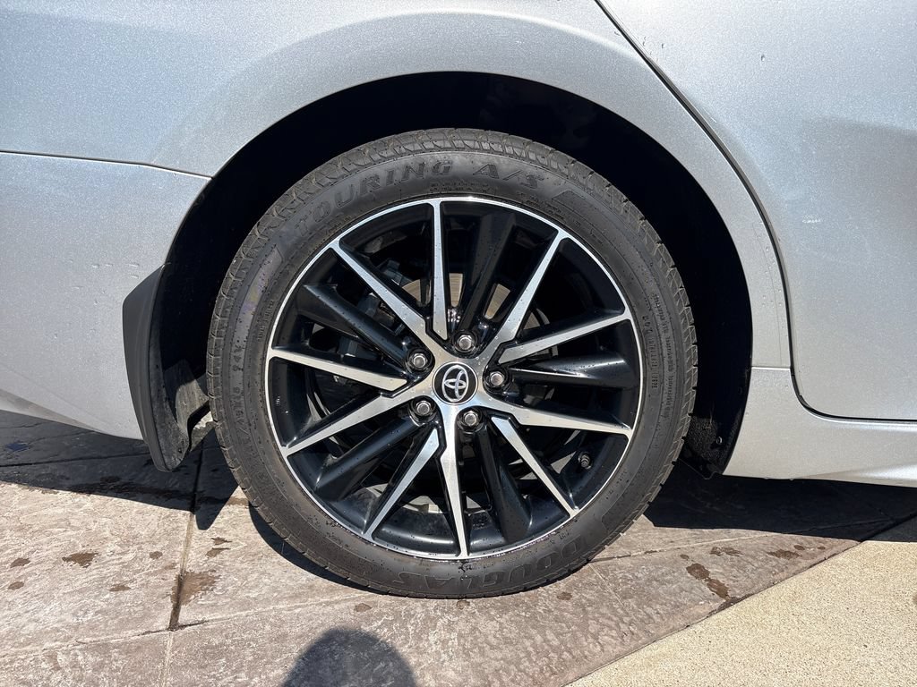 Used 2024 Toyota Camry SE AWD/4WD image 12