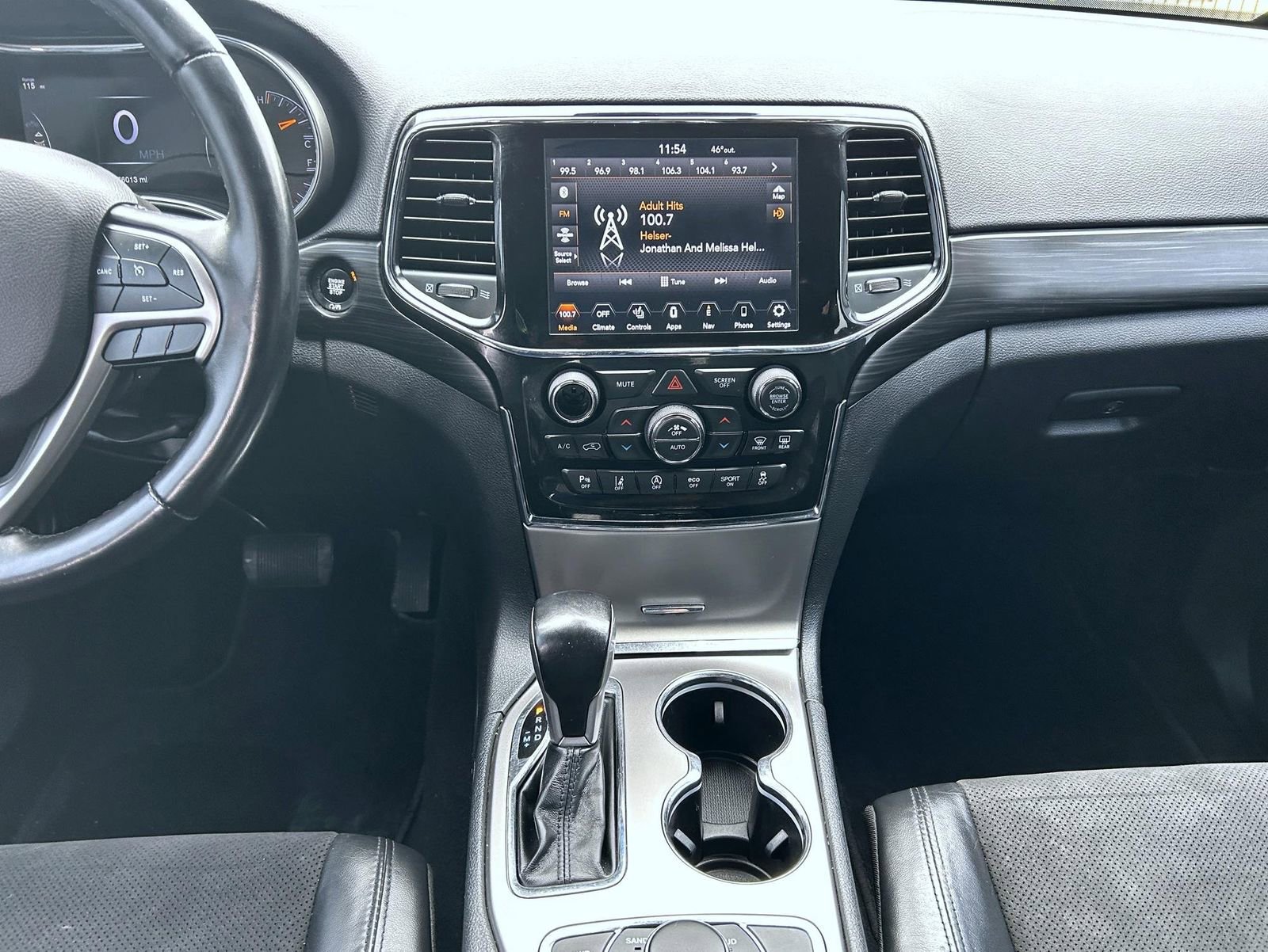 Used 2020 Jeep Grand Cherokee Altitude image 12
