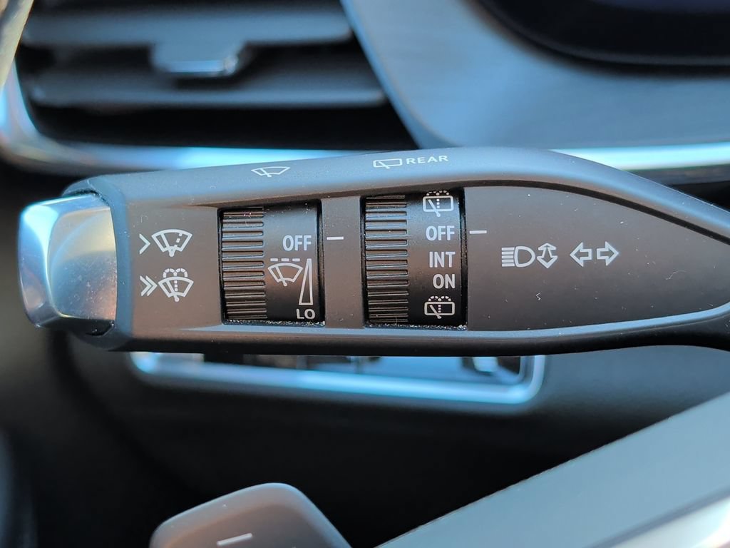 Used 2024 Buick Envision Preferred AWD/4WD image 44